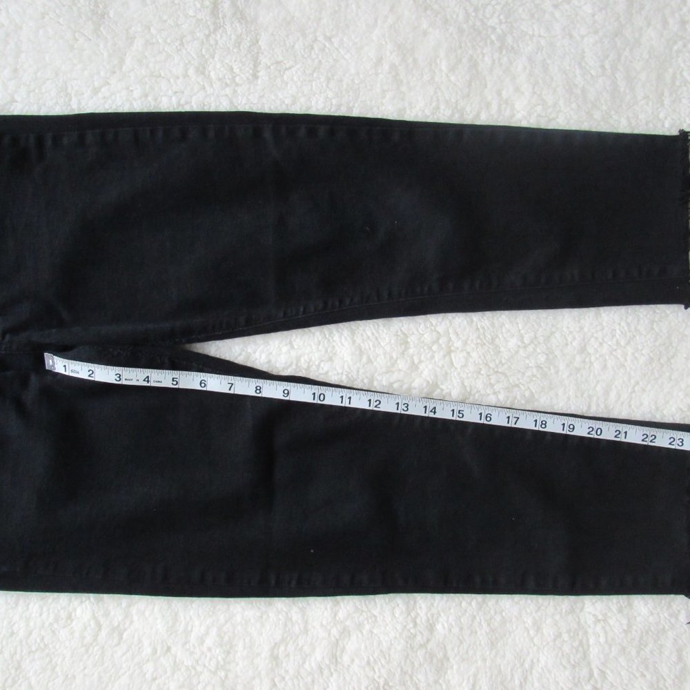 Paige Skyline Skinny Raw Hem Cropped Black 30 - Picture 7 of 8